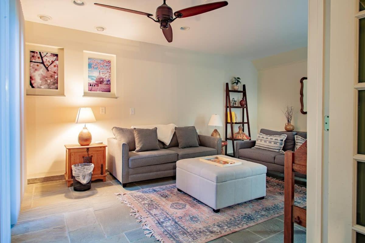 H St Sanctuary Capitol Hill Carriage House Holiday home *