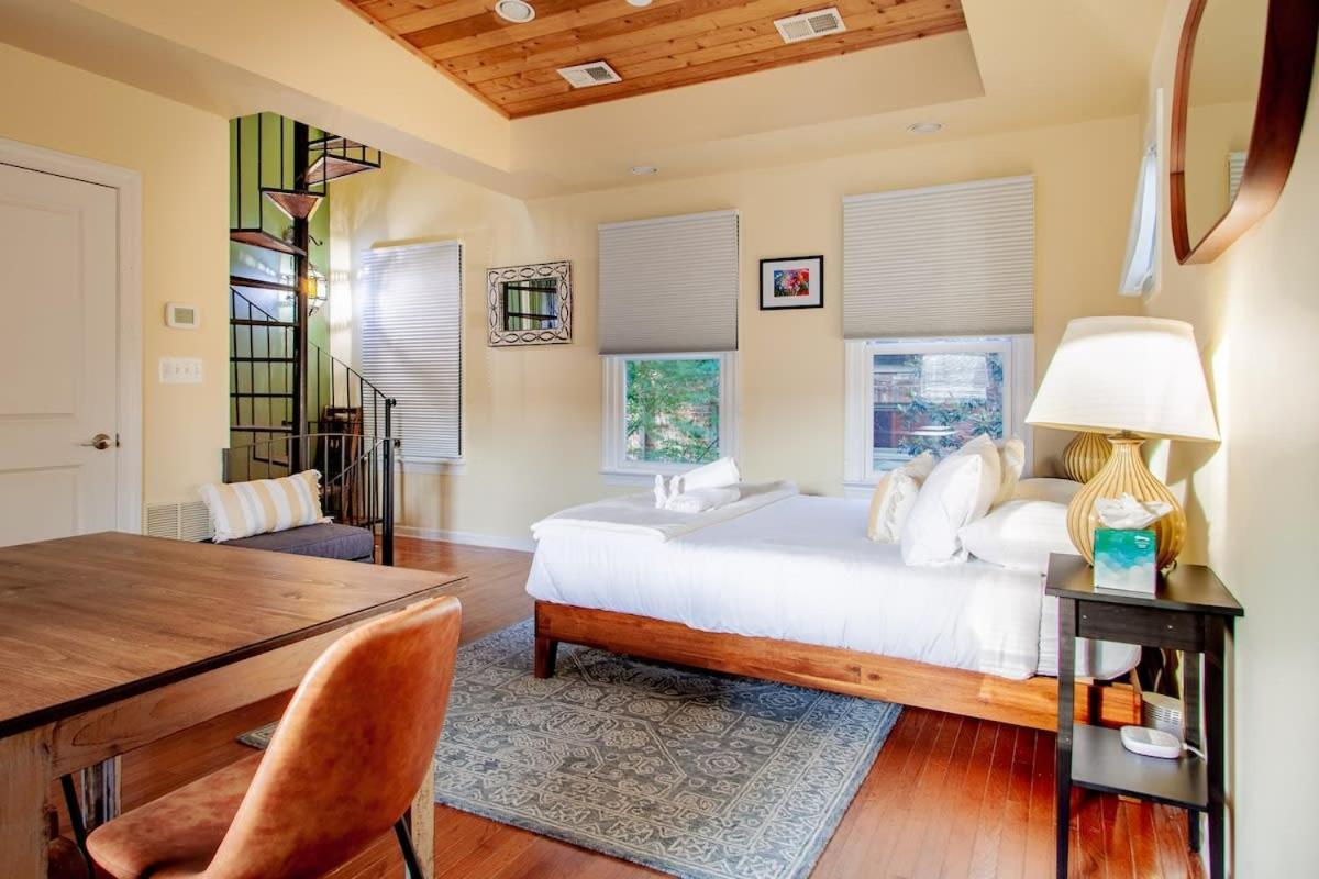 Holiday home H St Sanctuary Capitol Hill Carriage House *